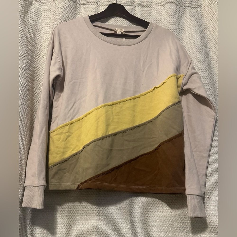 Stylish Women's Colorblock Sweatshirt